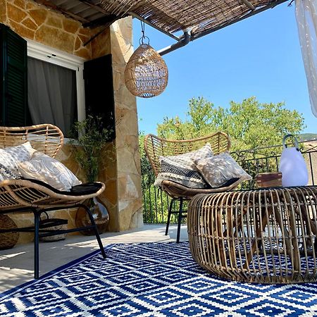 Villa Aspros - Traditionell, Ruhig Und Strandnah Λιαπάδες Εξωτερικό φωτογραφία