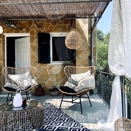 Villa Aspros - Traditionell, Ruhig Und Strandnah Λιαπάδες Εξωτερικό φωτογραφία