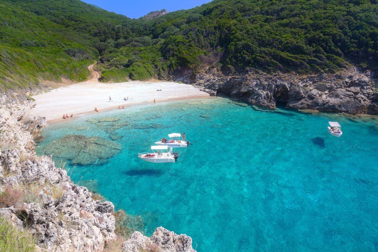 Villa Aspros - Traditionell, Ruhig Und Strandnah Λιαπάδες Εξωτερικό φωτογραφία